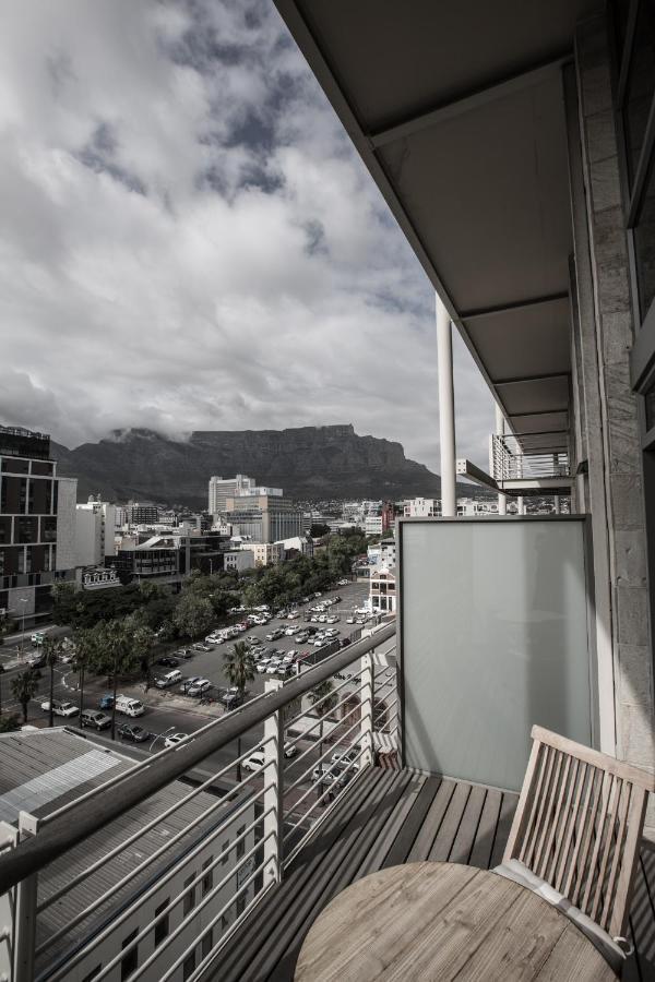 Апартаменты Luxurious Loft With Amazing View Of Table Mountain Кейптаун Экстерьер фото
